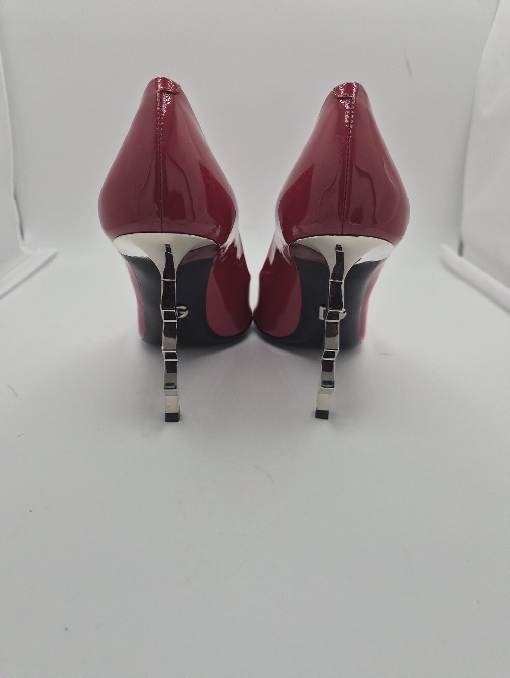 Dolce & Gabbana Red Patent Leather Pointed Pumps - Picture 2 of 7